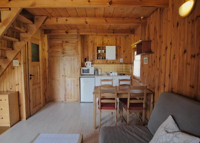 Letniskowe Sylwia 山林小屋