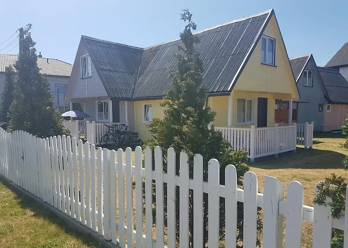 Letniskowe Sylwia 山林小屋 莱鲍